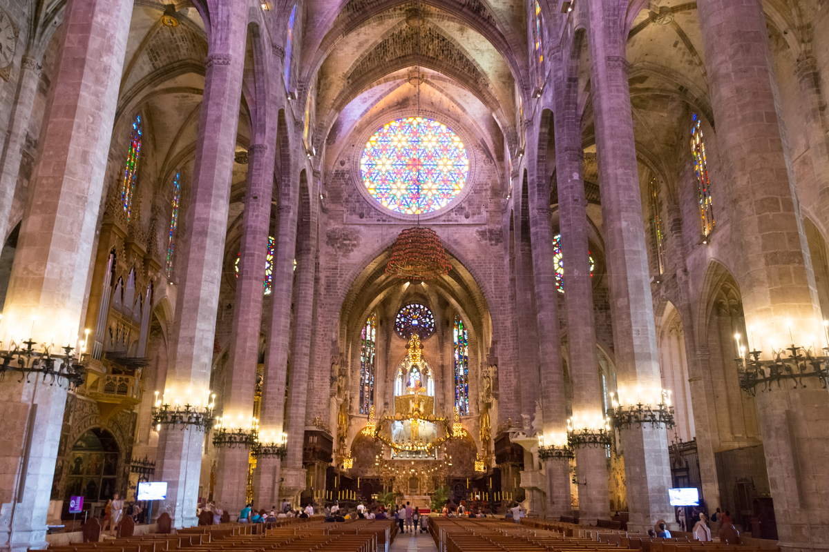 Innenansicht der Kathedrale von Palma 